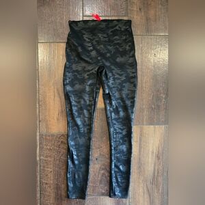 Spanx Camo leggings